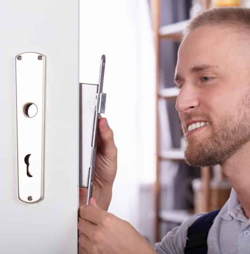 Schliesszylinder wird gewechselt